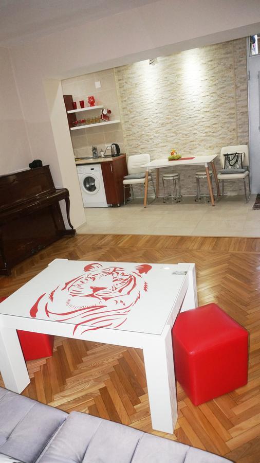 Ferienwohnung White Tiger In Center Of Tbilisi Exterior foto